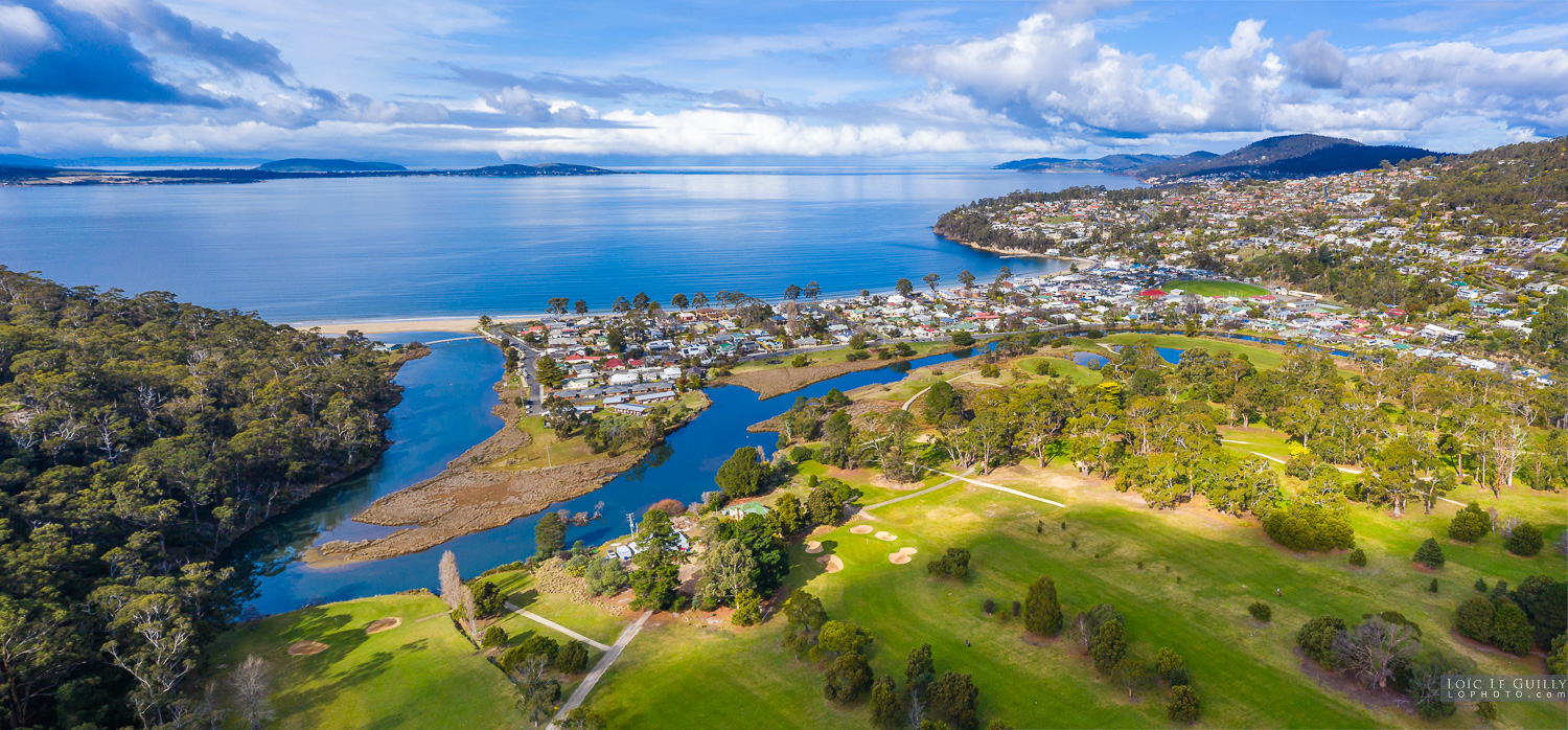 photograph of Kingston Beach from the golf course