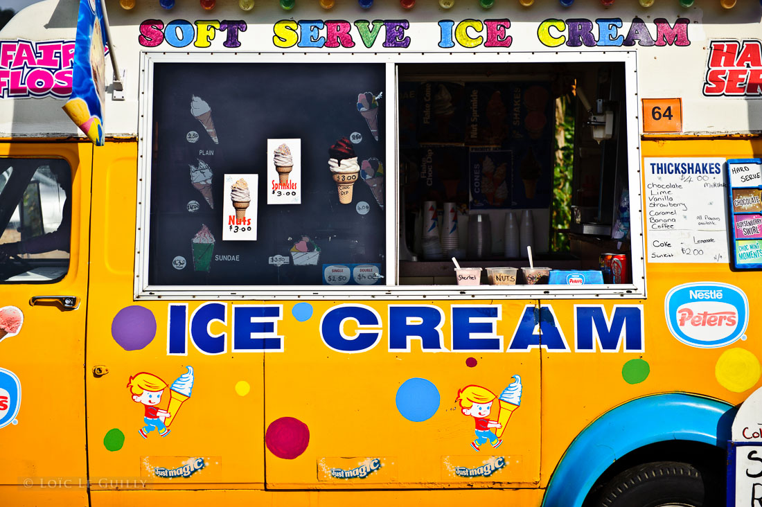photograph of ice cream truck at the Derwent Valley Autumn Festival