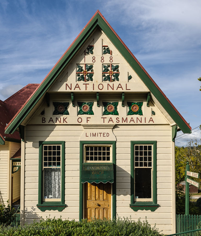 photograph of Bank of Tasmania, Derby