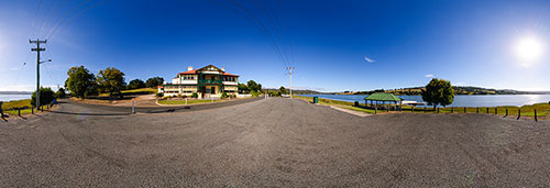 360 panorama of Rosevears Pub on the Tamar River