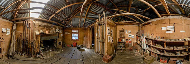 360 panorama of Twilight Tarn hut
